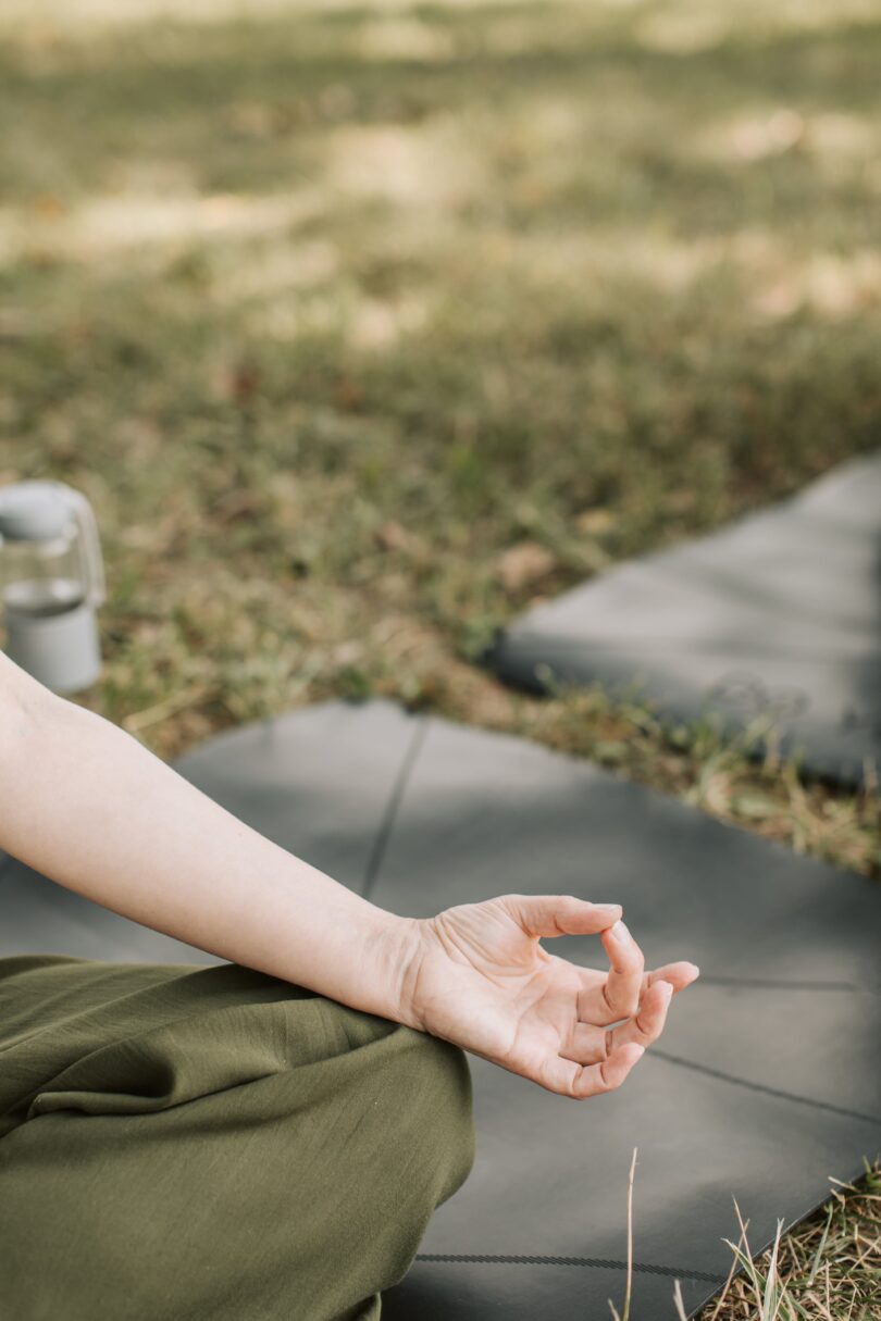 chair yoga for elderly beginners