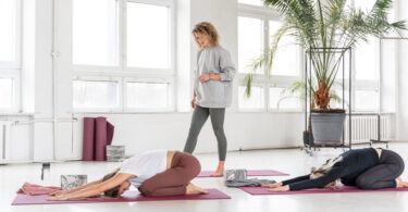 prenatal yoga classes near me